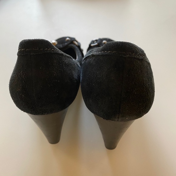 Coach Suede Wedge Heels - size 8.5 - Picture 5 of 9